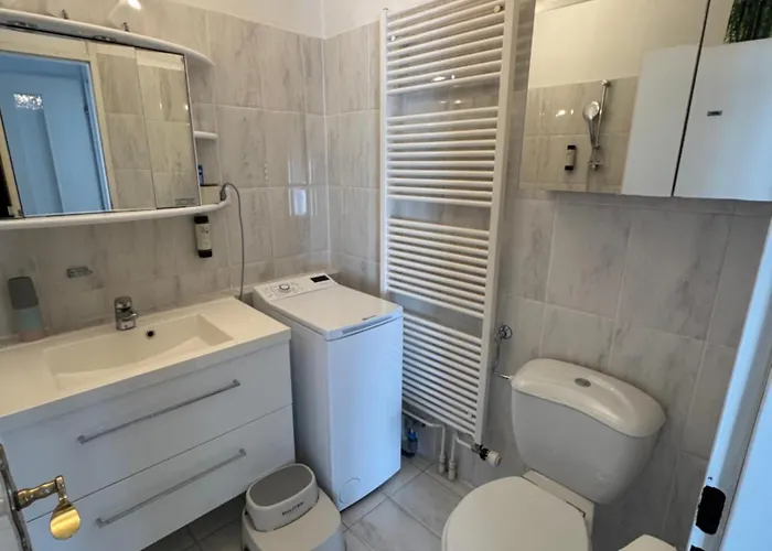 Bergtraum Schwimmbad, Sauna, Familienbett, Kinderbett, 2 Baeder Appartement Bad Harzburg