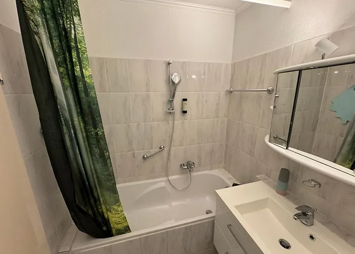 Appartement Bergtraum Schwimmbad, Sauna, Familienbett, Kinderbett, 2 Baeder